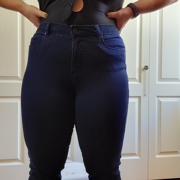 Dark Blue Skinny Jeans - Picture 5 of 6